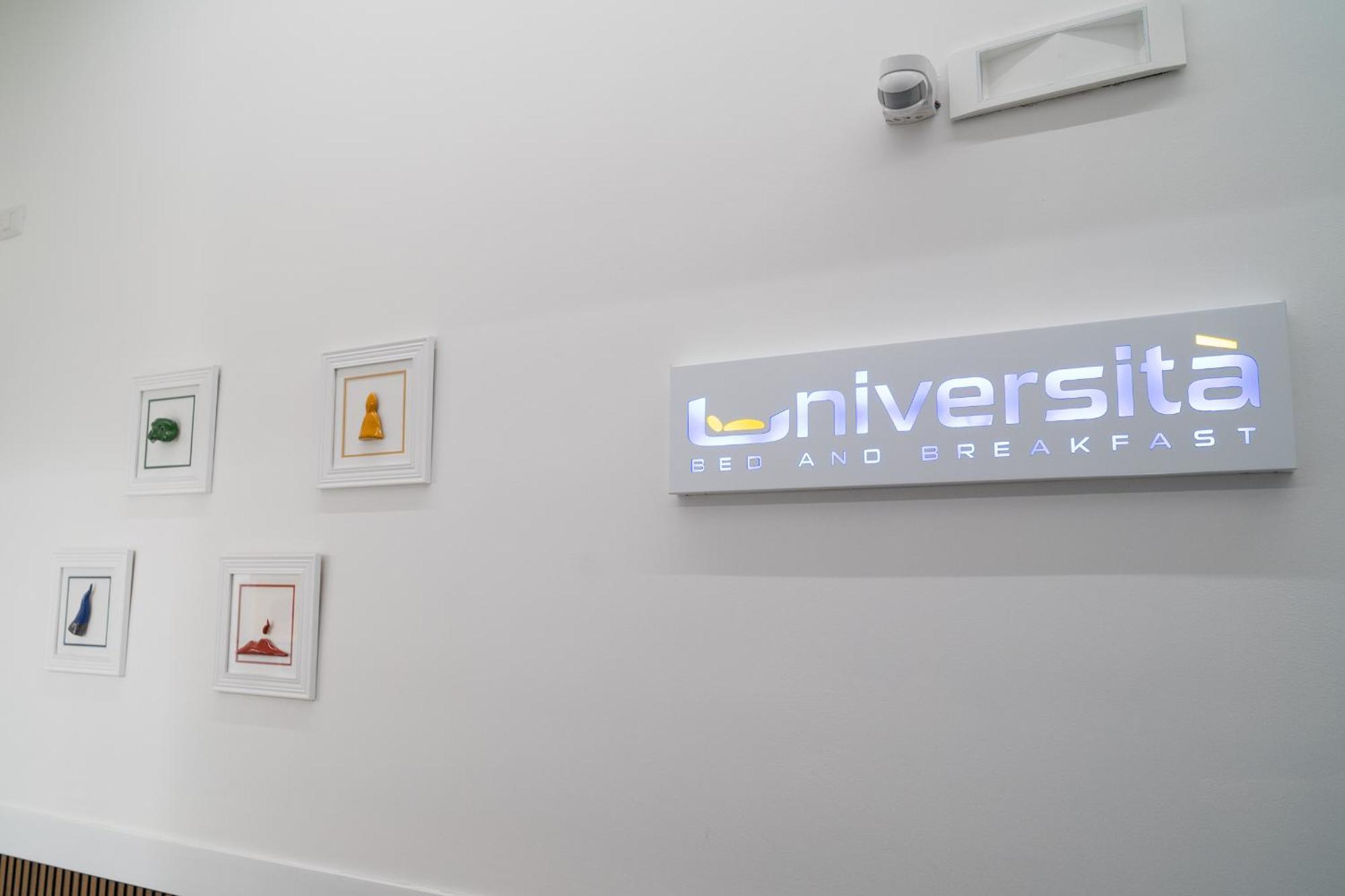 B&B Universita เนเปิลส์ ภายนอก รูปภาพ